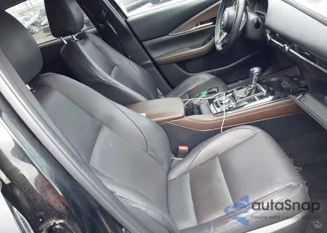 2022 Mazda Cx-30 Premium z USA, uszkodzony, nr VIN 3MVDMBDL5NM413878